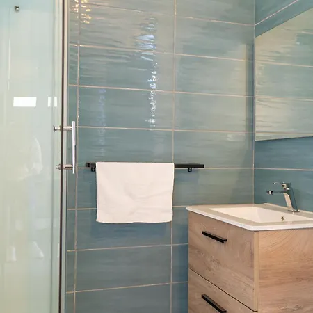 Sweet Holidays - Privata A 10 Mt Dal Mare Di *